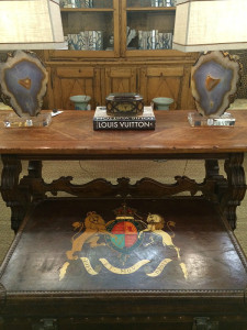 MAI antiques and decor vignette
