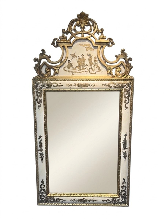 Italian Chinoiserie Giltwood Mirror