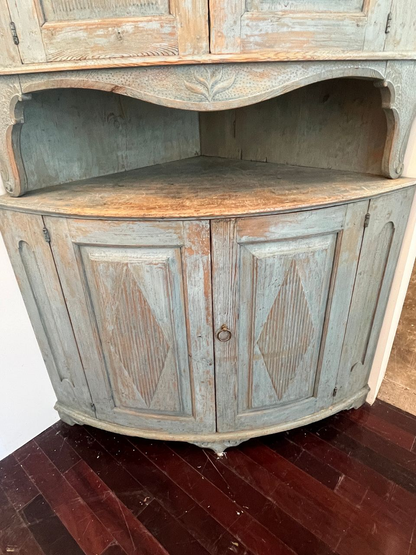 18th Century Swedish Painted Corner Cabinet