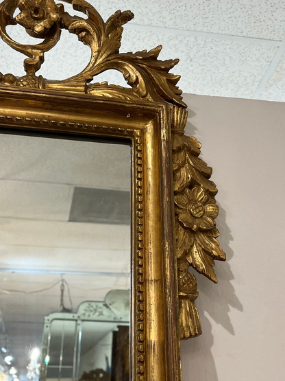 19th Century French Carved Giltwood Mirror