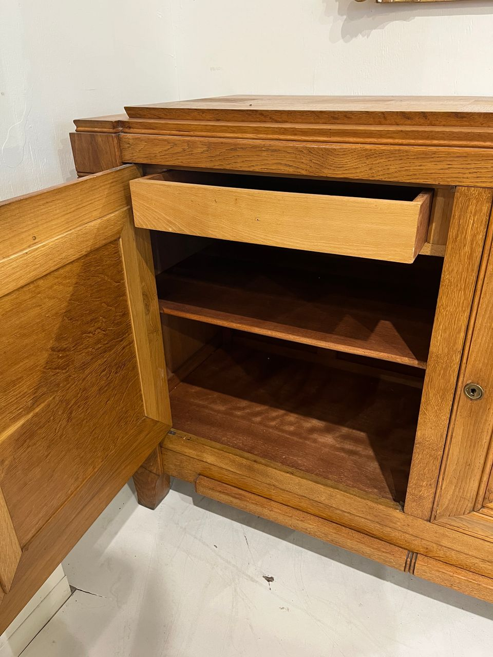 French Art Deco Buffet/Credenza/Bar in Oak