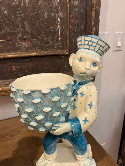 Palm Beach Monkeys Holding Artichoke Bowls