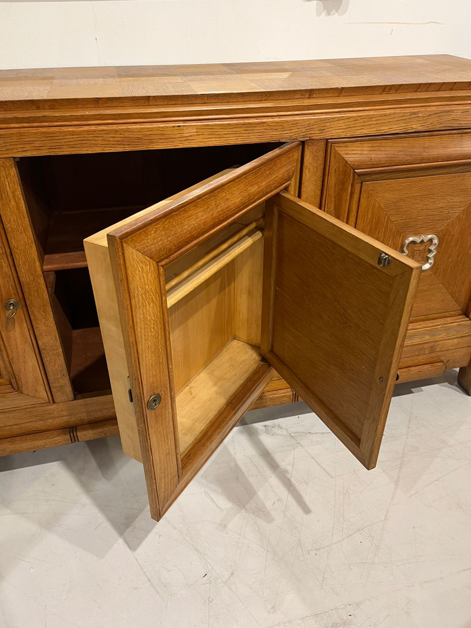 French Art Deco Buffet/Credenza/Bar in Oak