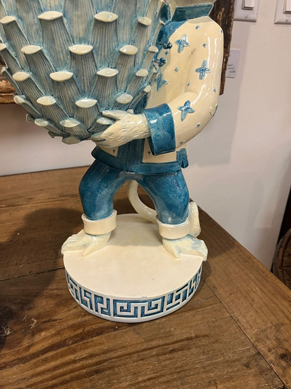 Palm Beach Monkeys Holding Artichoke Bowls