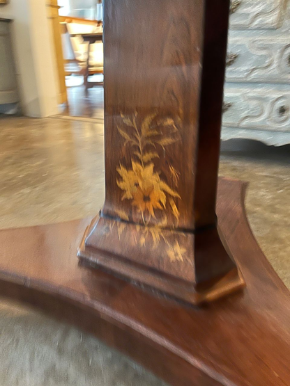 18th Century Italian Pedestal Table