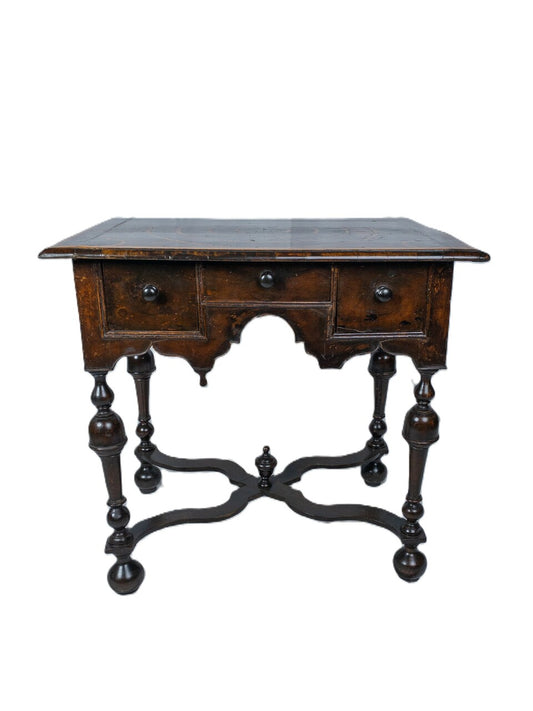 17th Century William and Mary Oyster Veneered Walnut Dressing Table