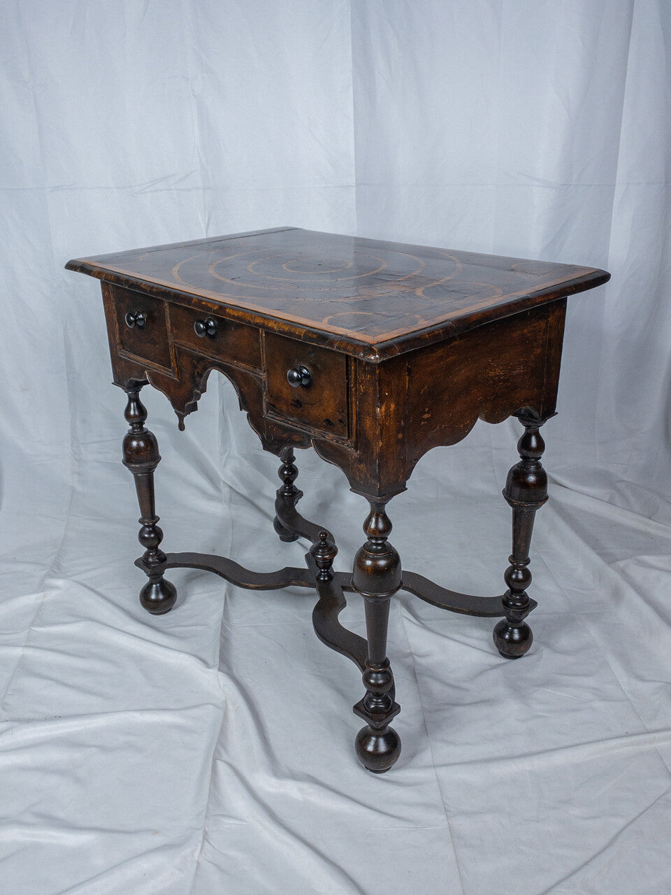 17th Century William and Mary Oyster Veneered Walnut Dressing Table
