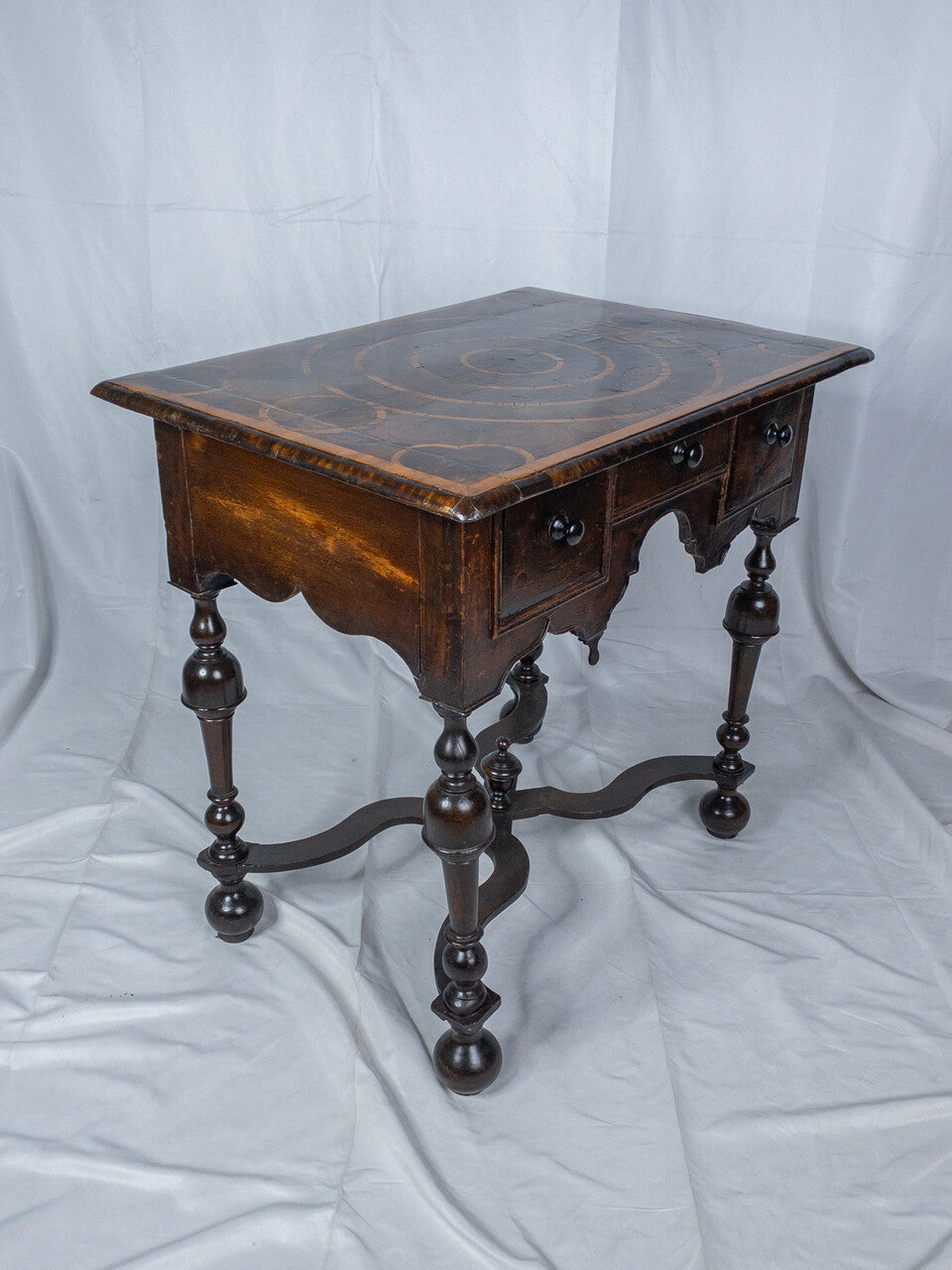 17th Century William and Mary Oyster Veneered Walnut Dressing Table