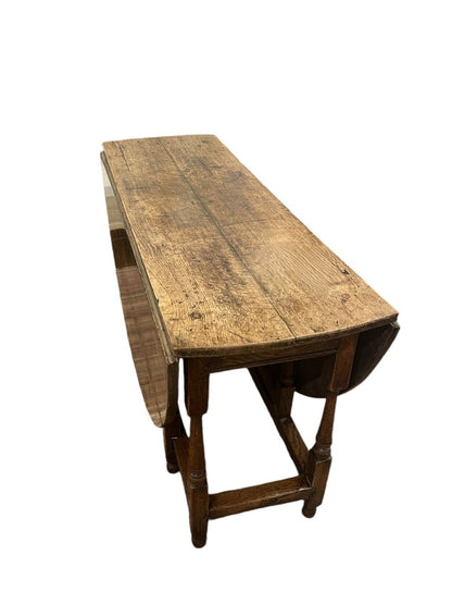 18th Century English Gateleg Table