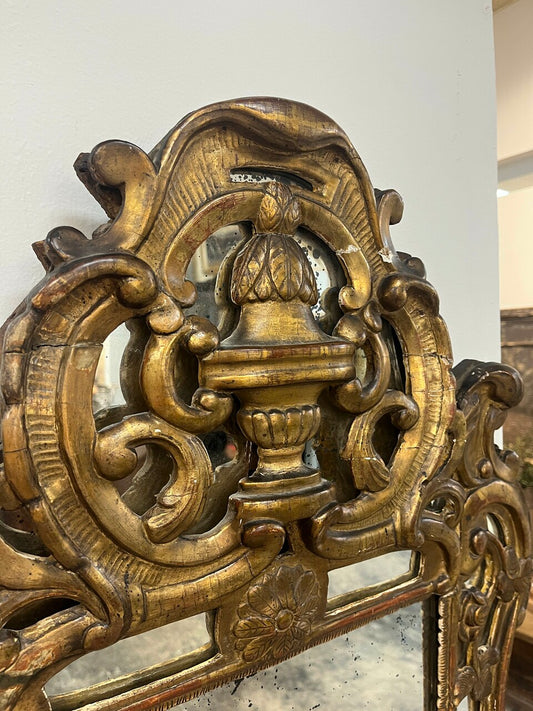 18th Century French Giltwood Carved Mirror