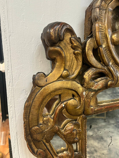 18th Century French Giltwood Carved Mirror