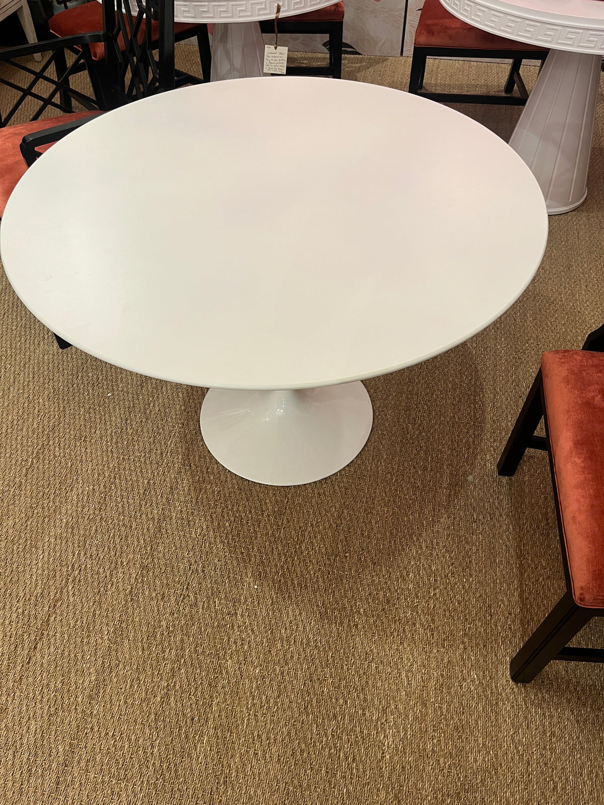 Genuine Knoll Saarinen Tulip Dining Table