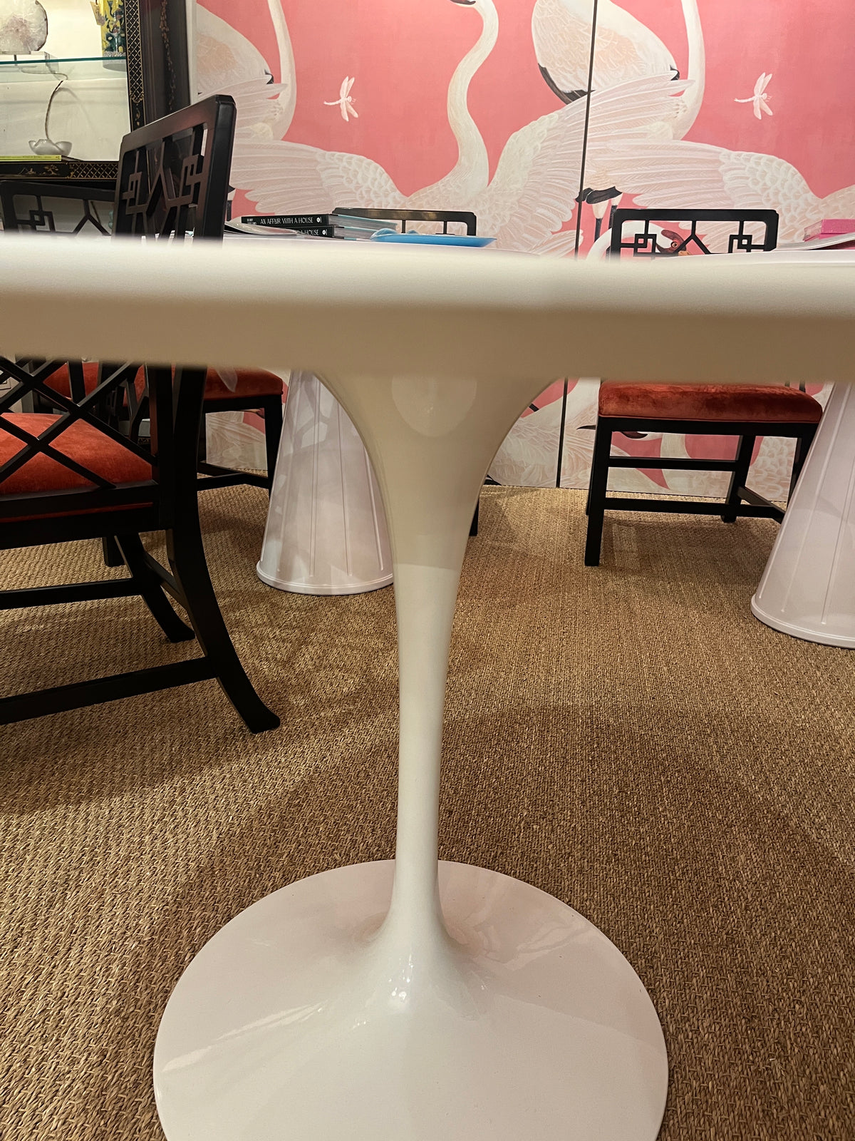 Genuine Knoll Saarinen Tulip Dining Table