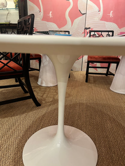 Genuine Knoll Saarinen Tulip Dining Table