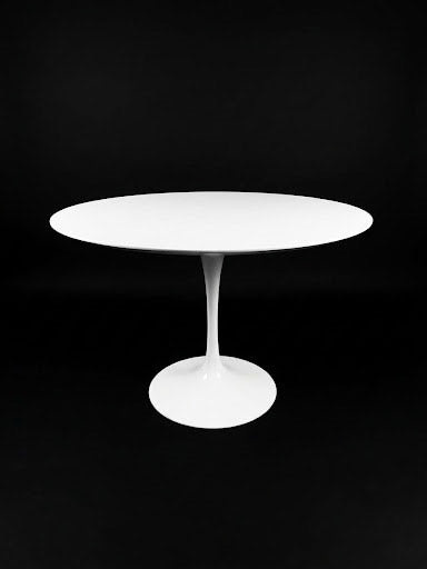 Genuine Knoll Saarinen Tulip Dining Table