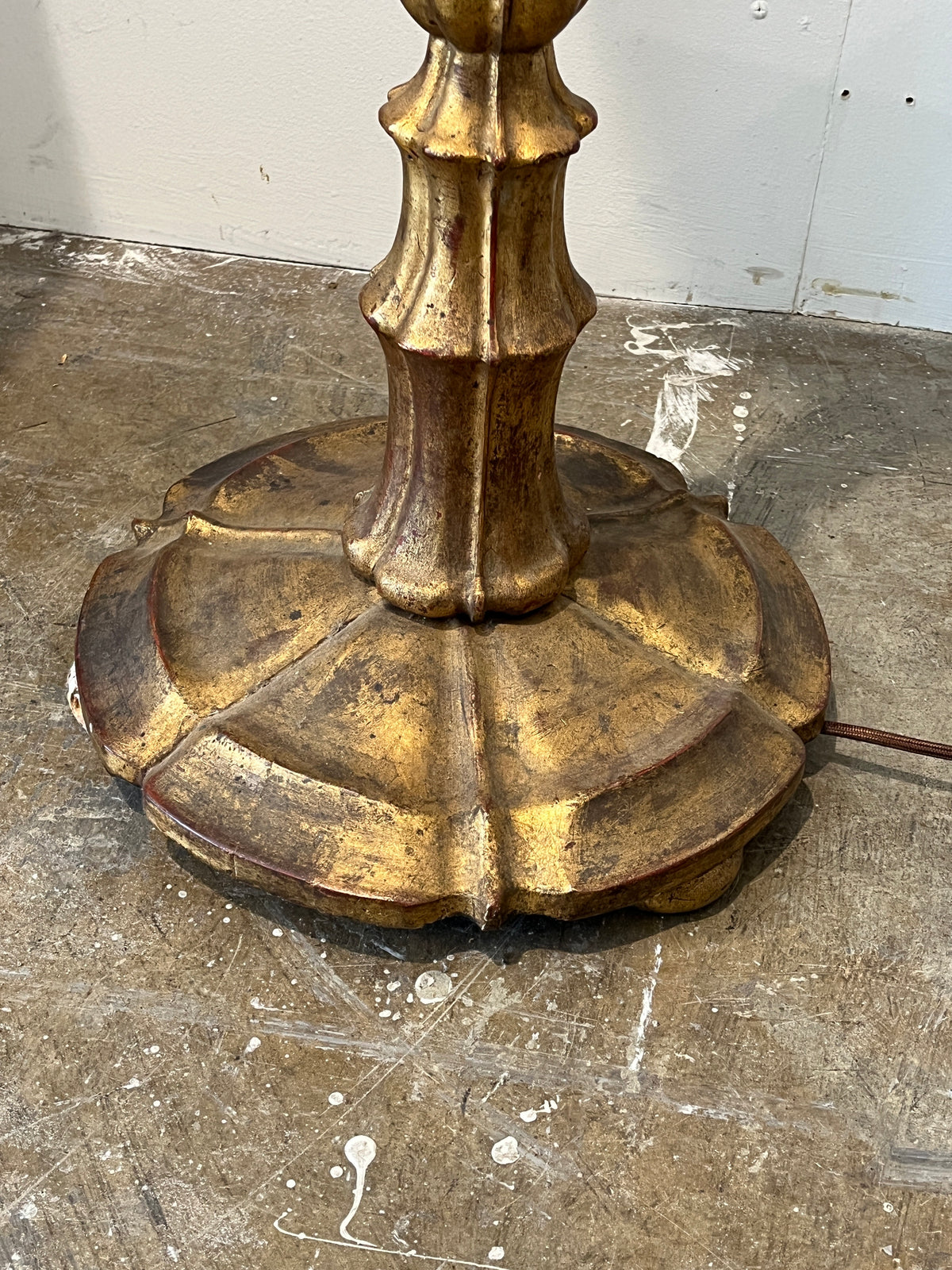 19th Century Italian Giltwood Floor Lamp